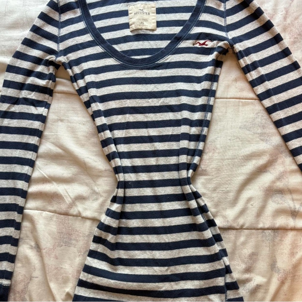 ISO (in search of) hollister Abercrombie long sleeve tops and Henleys!!!